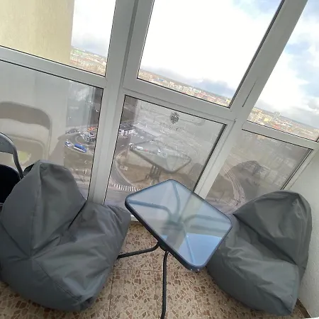 Rent 2 Min Metro Chernihivska Apartment Kyiv